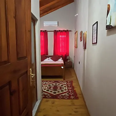 Emiliano Castle Of Guest house