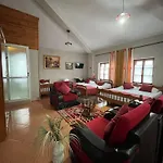 Emiliano Castle Of Pensión