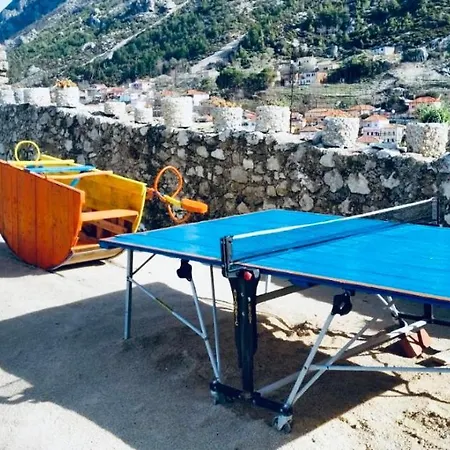 Pensión Emiliano Castle Of 2*