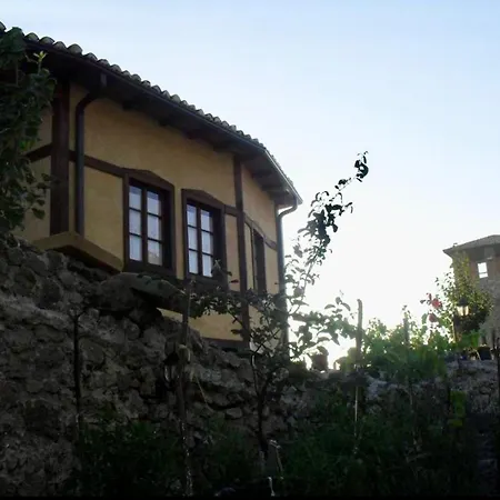 Emiliano Castle Of Vendégház