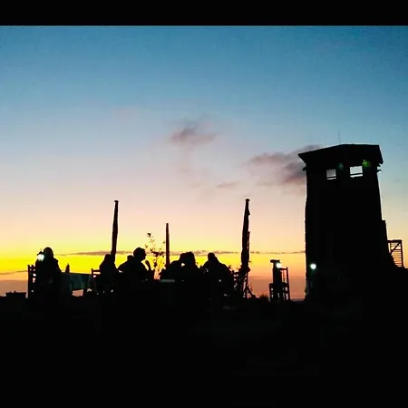 Pensión Emiliano Castle Of Krujë