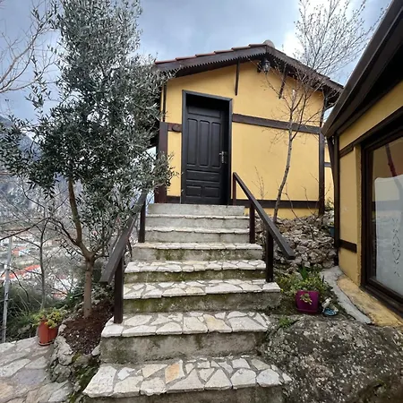 Emiliano Castle Of Vendégház 2*