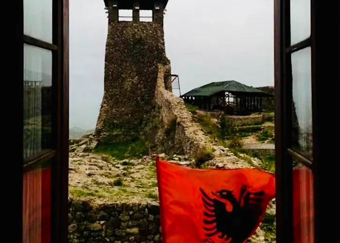 בית הארחה Emiliano Castle Of Krujë