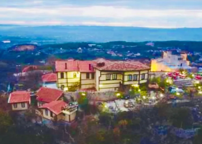 Emiliano Castle Of 2* Krujë