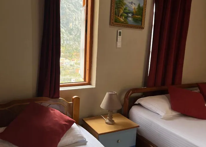 Emiliano Castle Of 2* Krujë