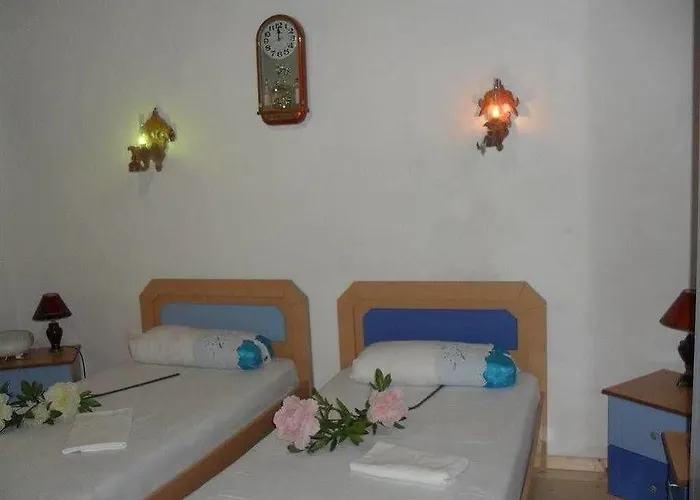 בית הארחה Emiliano Castle Of